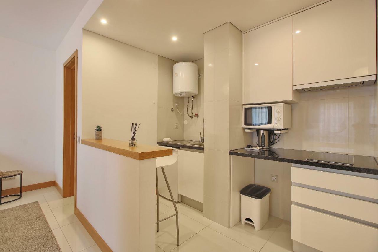 Апартаменти Apartamento Pateo Da Estacao Авейру Екстер'єр фото