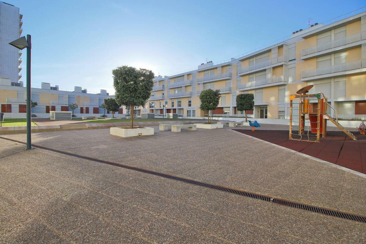Апартаменти Apartamento Pateo Da Estacao Авейру Екстер'єр фото